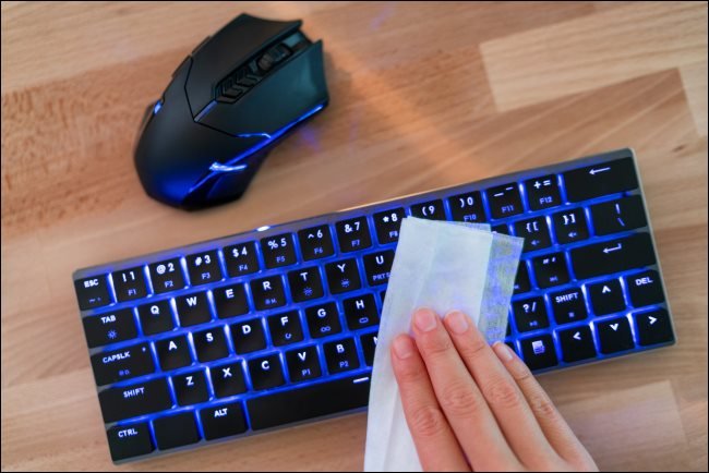 How to Clean A Keyboard